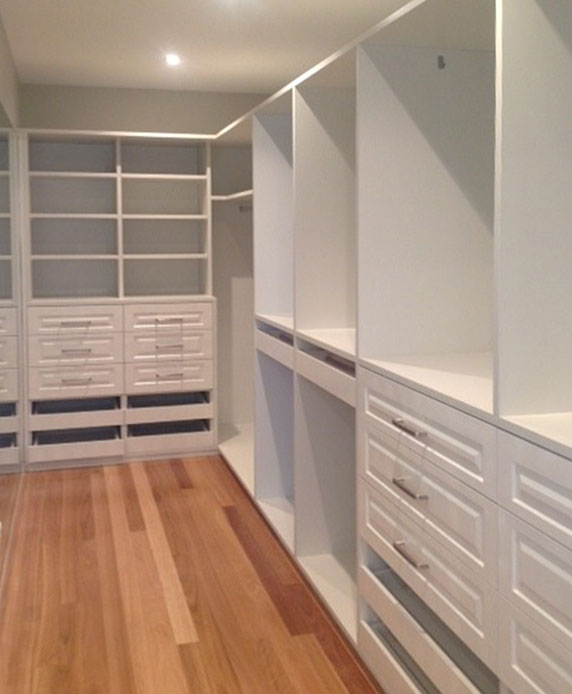 Walk In Wardrobes