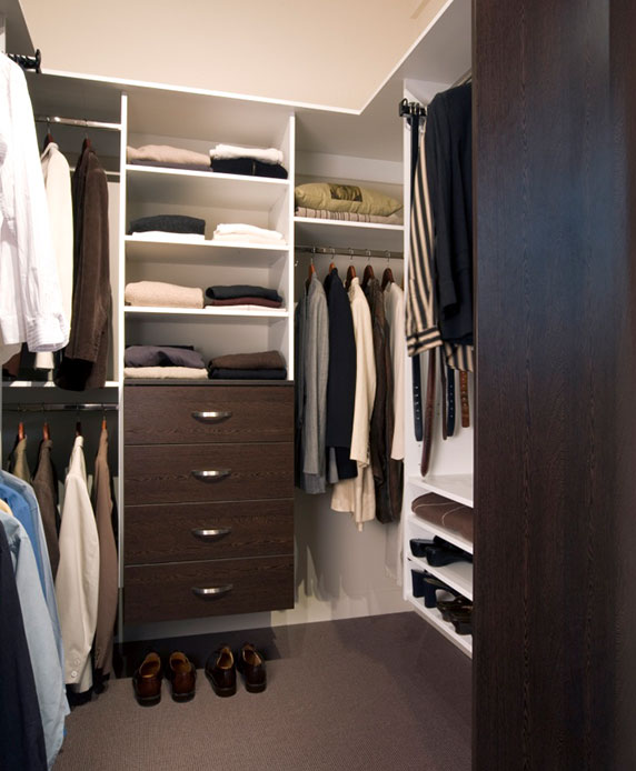 Walk In Wardrobes